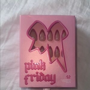 Luxurious Pink Press-On Nails